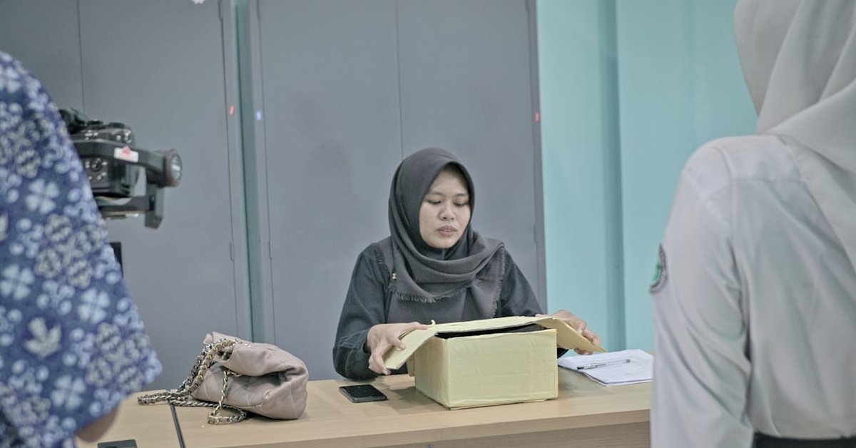 Free Vs Paid Background Checks